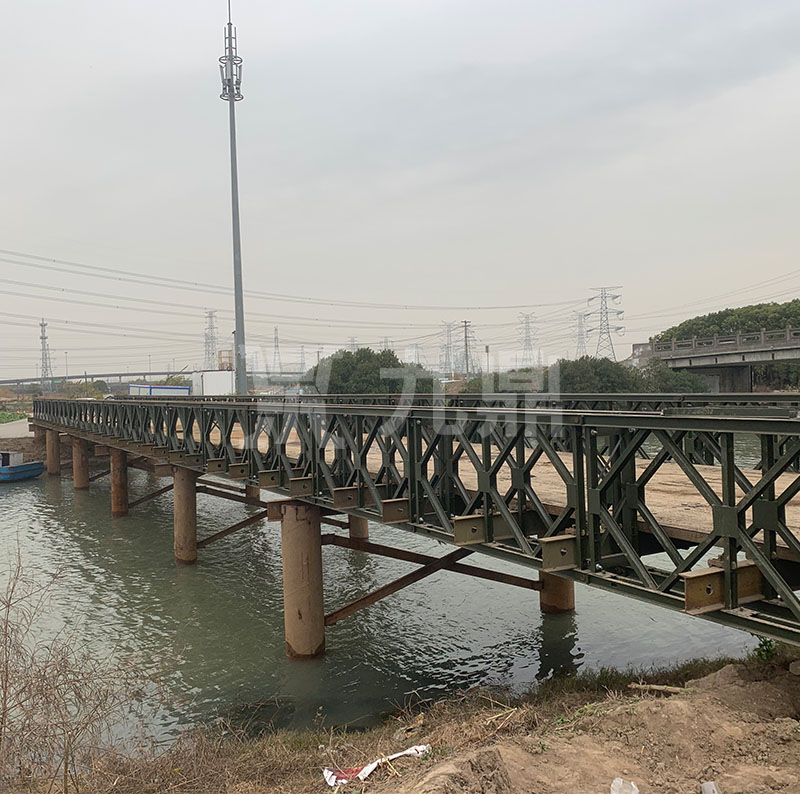 鋼便橋滿足運輸需要修建